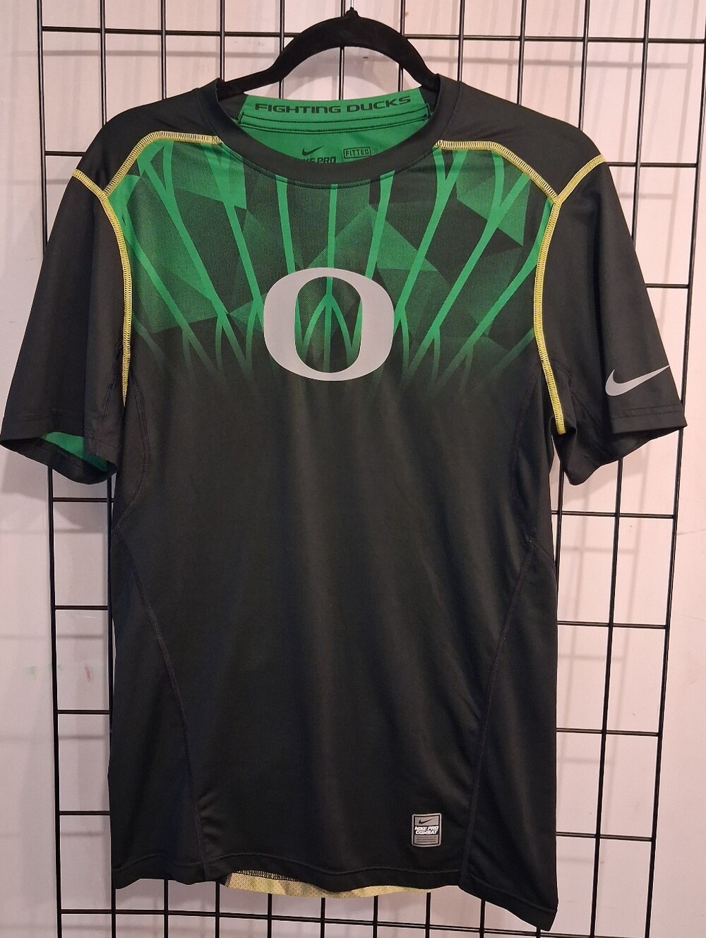 Nike Pro Combat Oregon Ducks Fitted Compression Shirt